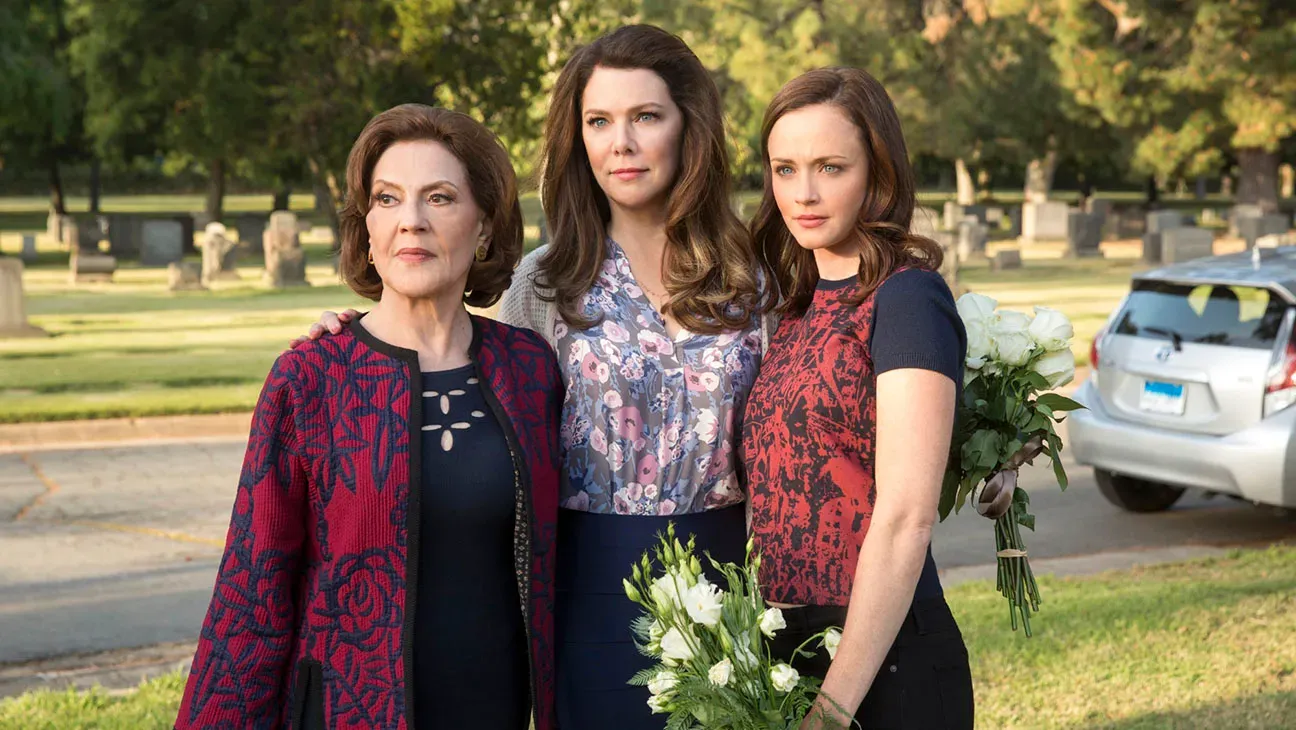 "Stars Hollow Unearthed: A Gilmore Girls' Journey" on the Horizon