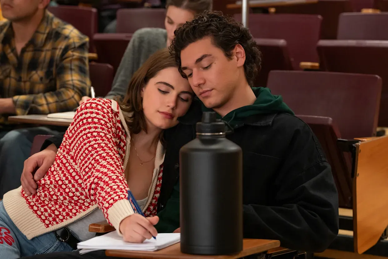 "Off Campus": An Unmissable Sonic Rom-Com Hits the Airwaves
