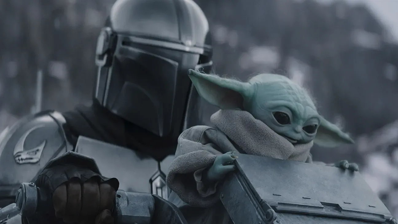 Empire Down: Galactic Warlords and New Republic’s Unusual Assistant