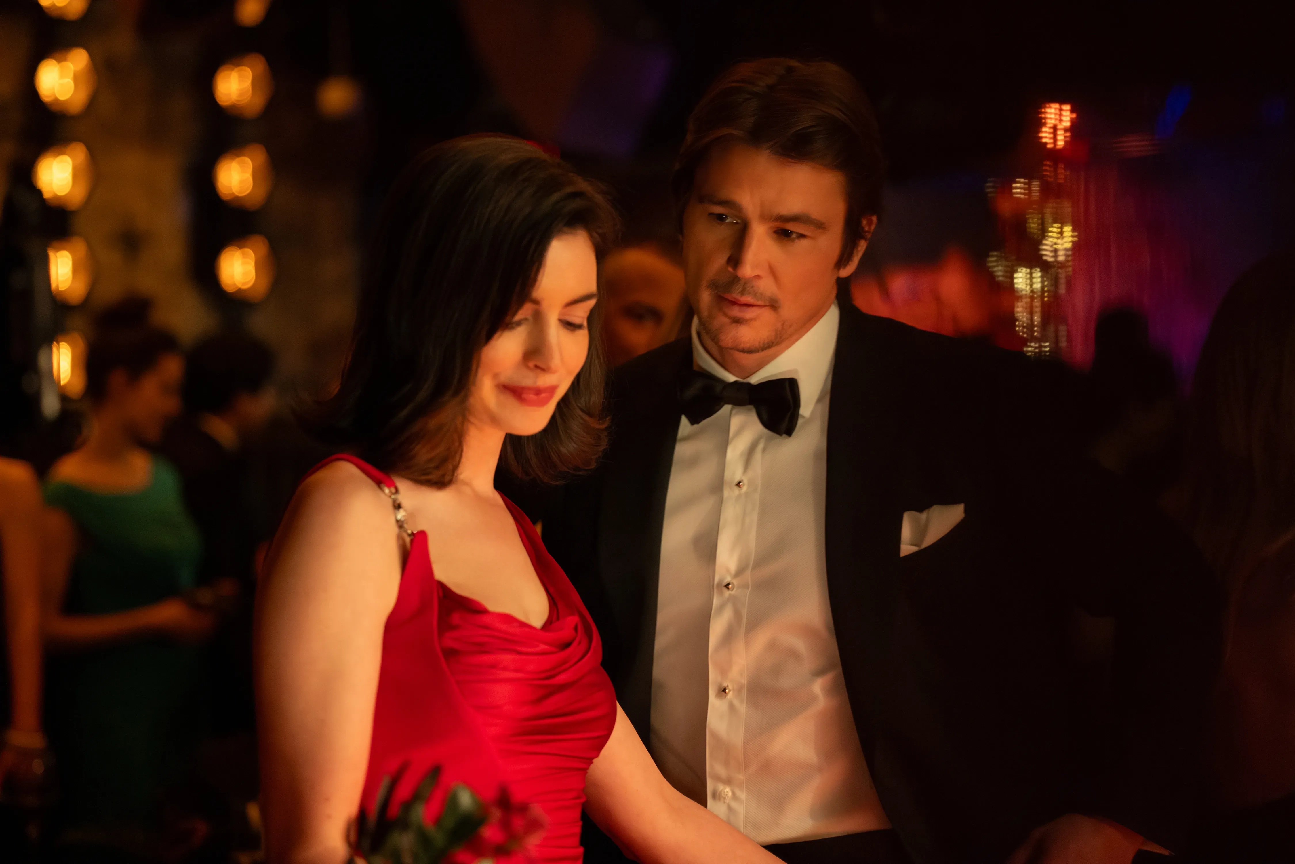 'Verity' Features the Ghostwriter's Dilemma: Deciphering Fiction from Chilling Reality