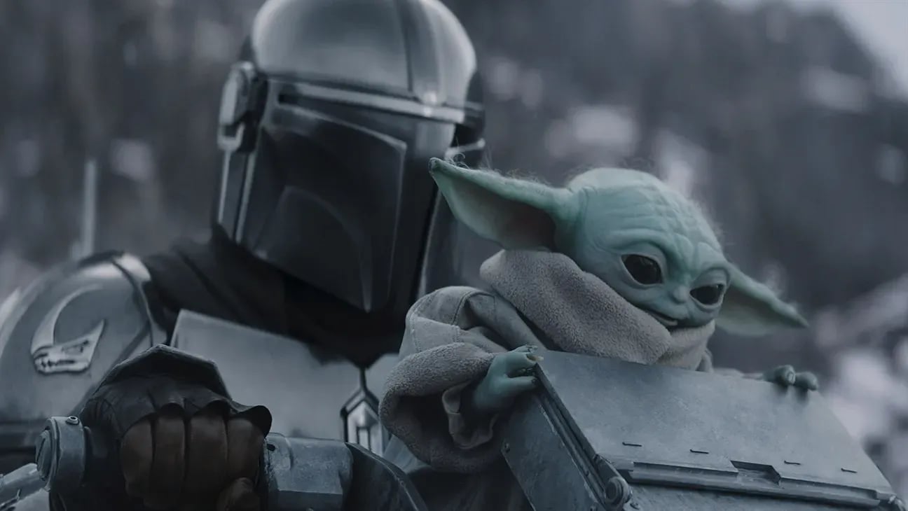 Empire Down: Galactic Warlords and New Republic’s Unusual Assistant